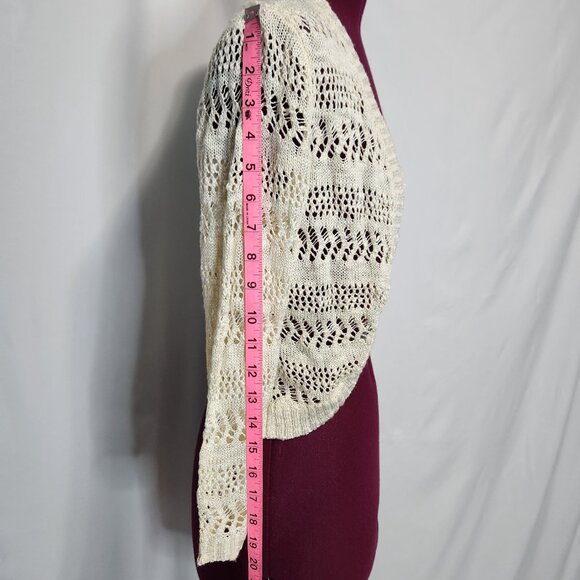 Cloud Chaser Cream Crochet Cover Up Shrug - Size S - Picture 4 of 9